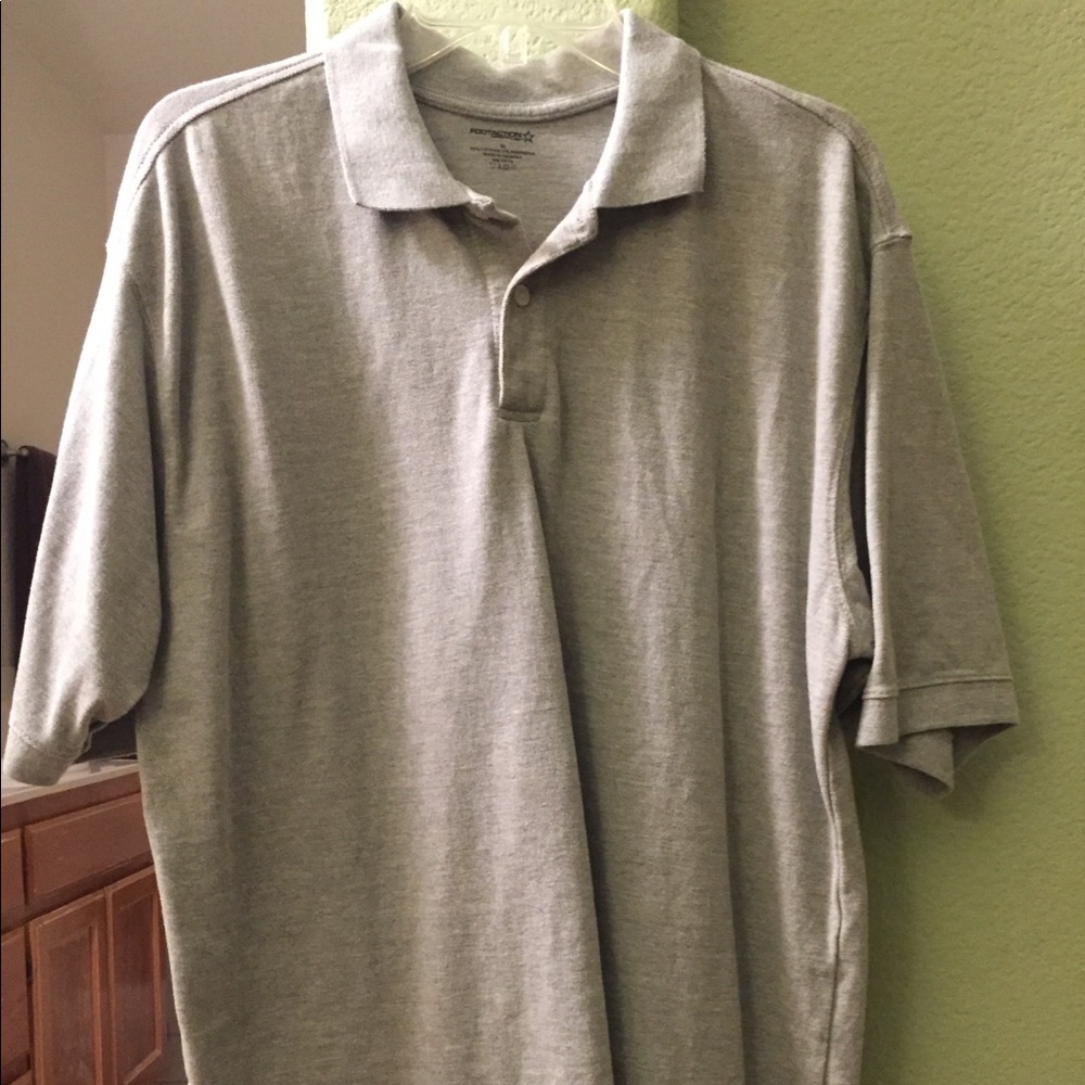 Casual polo shirt.